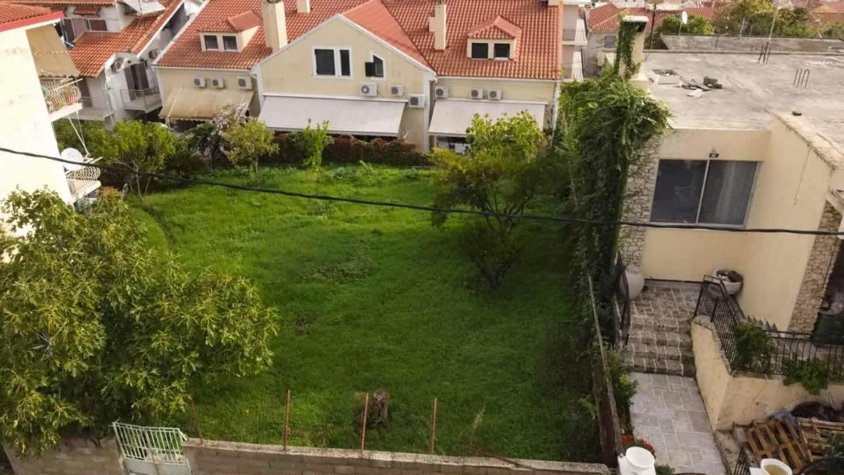 argostoli-oikopedo-kefalonia